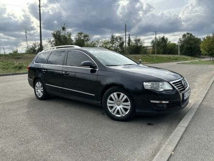 Фольксваген Пассат Варіант 2008 у Кривому Розі на Automoto.ua Чорний Фольксваген Пассат Варіант, об'ємом двигуна 2 л та пробігом 332 тис. км за 5900 $, фото 1 на Automoto.ua
