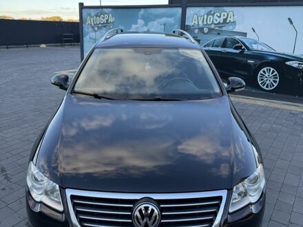 Черный Фольксваген Пассат Вариант, объемом двигателя 2 л и пробегом 289 тыс. км за 7100 $, фото 1 на Automoto.ua