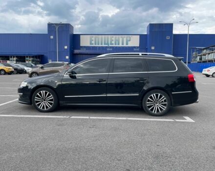 Чорний Фольксваген Пассат Варіант, об'ємом двигуна 1.8 л та пробігом 225 тис. км за 7500 $, фото 1 на Automoto.ua