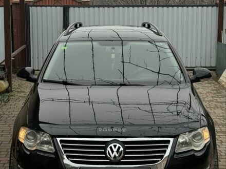 Черный Фольксваген Пассат Вариант, объемом двигателя 2 л и пробегом 290 тыс. км за 8500 $, фото 1 на Automoto.ua