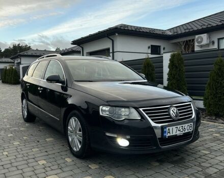 Черный Фольксваген Пассат Вариант, объемом двигателя 2 л и пробегом 216 тыс. км за 7799 $, фото 1 на Automoto.ua