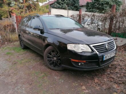 Черный Фольксваген Пассат Вариант, объемом двигателя 2 л и пробегом 355 тыс. км за 4800 $, фото 1 на Automoto.ua