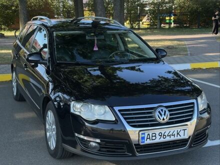 Фольксваген Пассат Вариант 2010 в Софіївська Борщагівка на Automoto.ua Черный Фольксваген Пассат Вариант, объемом двигателя 2 л и пробегом 325 тыс. км за 7999 $, фото 1 на Automoto.ua
