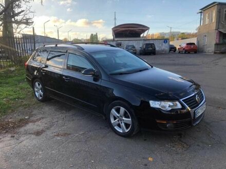 Черный Фольксваген Пассат Вариант, объемом двигателя 1.6 л и пробегом 253 тыс. км за 6700 $, фото 1 на Automoto.ua