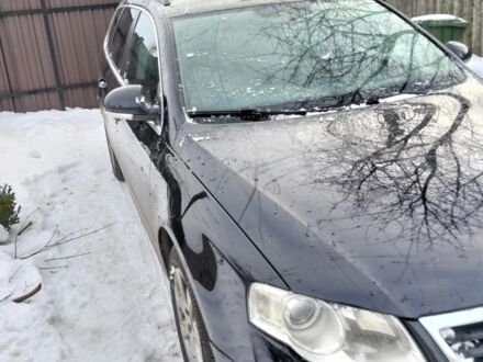 Черный Фольксваген Пассат Вариант, объемом двигателя 0 л и пробегом 335 тыс. км за 6400 $, фото 1 на Automoto.ua