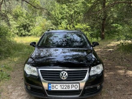 Фольксваген Пассат Варіант 2010 у Стрые на Automoto.ua Чорний Фольксваген Пассат Варіант, об'ємом двигуна 2 л та пробігом 300 тис. км за 7000 $, фото 1 на Automoto.ua