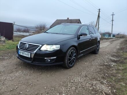Черный Фольксваген Пассат Вариант, объемом двигателя 2 л и пробегом 267 тыс. км за 5000 $, фото 1 на Automoto.ua