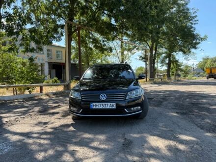 Фольксваген Пассат Вариант 2013 в Раздельной на Automoto.ua Черный Фольксваген Пассат Вариант, объемом двигателя 1.6 л и пробегом 273 тыс. км за 9200 $, фото 1 на Automoto.ua