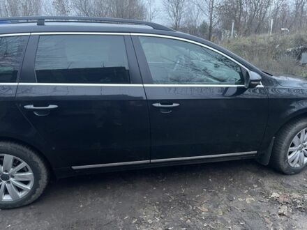 Черный Фольксваген Пассат Вариант, объемом двигателя 2 л и пробегом 370 тыс. км за 12000 $, фото 1 на Automoto.ua