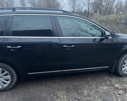 Черный Фольксваген Пассат Вариант, объемом двигателя 2 л и пробегом 370 тыс. км за 12000 $, фото 1 на Automoto.ua