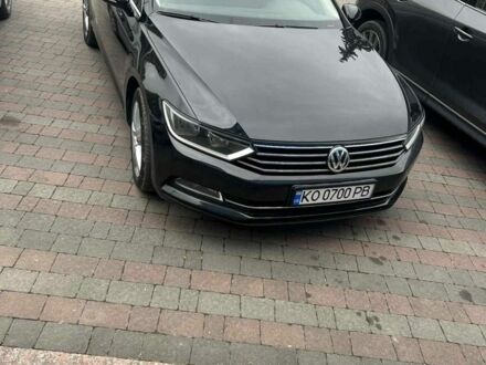 Черный Фольксваген Пассат Вариант, объемом двигателя 2 л и пробегом 300 тыс. км за 12500 $, фото 1 на Automoto.ua