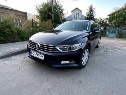Черный Фольксваген Пассат Вариант, объемом двигателя 1.6 л и пробегом 240 тыс. км за 13500 $, фото 1 на Automoto.ua
