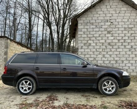 Фіолетовий Фольксваген Пассат Варіант, об'ємом двигуна 1.9 л та пробігом 310 тис. км за 4450 $, фото 2 на Automoto.ua