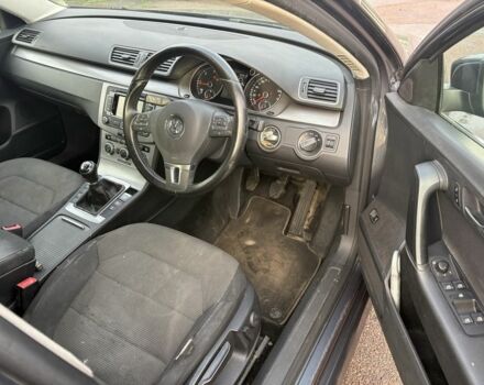 Фіолетовий Фольксваген Пассат Варіант, об'ємом двигуна 2 л та пробігом 149 тис. км за 4200 $, фото 9 на Automoto.ua