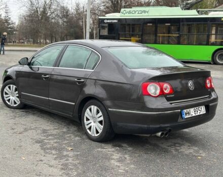 Коричневый Фольксваген Пассат Вариант, объемом двигателя 1.8 л и пробегом 356 тыс. км за 2800 $, фото 3 на Automoto.ua