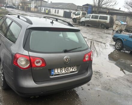 Коричневый Фольксваген Пассат Вариант, объемом двигателя 1.9 л и пробегом 325 тыс. км за 2792 $, фото 3 на Automoto.ua