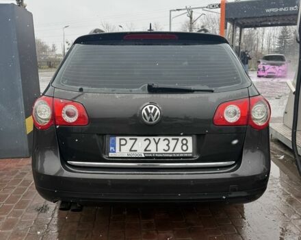 Коричневий Фольксваген Пассат Варіант, об'ємом двигуна 2 л та пробігом 215 тис. км за 3250 $, фото 5 на Automoto.ua