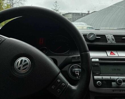 Фольксваген Пассат Варіант 2006 у Києві на Automoto.ua Коричневий Фольксваген Пассат Варіант, об'ємом двигуна 0 л та пробігом 300 тис. км за 6000 $, фото 1 на Automoto.ua