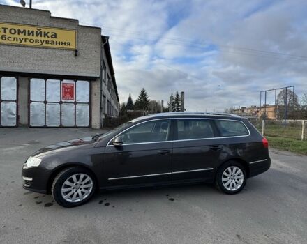 Коричневый Фольксваген Пассат Вариант, объемом двигателя 2 л и пробегом 281 тыс. км за 5299 $, фото 8 на Automoto.ua