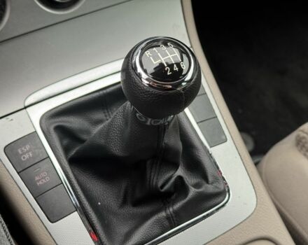 Коричневий Фольксваген Пассат Варіант, об'ємом двигуна 2 л та пробігом 262 тис. км за 5699 $, фото 18 на Automoto.ua