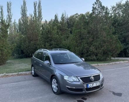 Коричневий Фольксваген Пассат Варіант, об'ємом двигуна 2 л та пробігом 250 тис. км за 3450 $, фото 3 на Automoto.ua