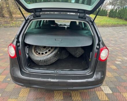 Коричневий Фольксваген Пассат Варіант, об'ємом двигуна 2 л та пробігом 400 тис. км за 2850 $, фото 6 на Automoto.ua