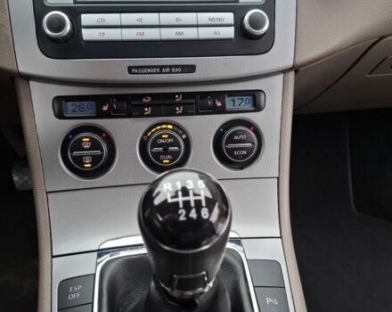 Коричневый Фольксваген Пассат Вариант, объемом двигателя 2 л и пробегом 257 тыс. км за 6999 $, фото 5 на Automoto.ua