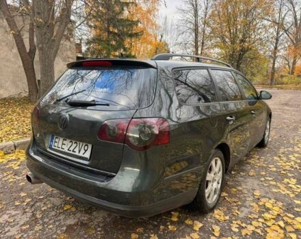 Коричневый Фольксваген Пассат Вариант, объемом двигателя 2 л и пробегом 300 тыс. км за 3100 $, фото 4 на Automoto.ua