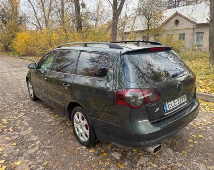 Коричневый Фольксваген Пассат Вариант, объемом двигателя 2 л и пробегом 300 тыс. км за 3100 $, фото 1 на Automoto.ua