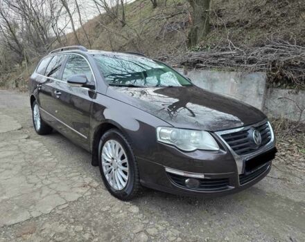 Коричневый Фольксваген Пассат Вариант, объемом двигателя 2 л и пробегом 196 тыс. км за 5900 $, фото 1 на Automoto.ua