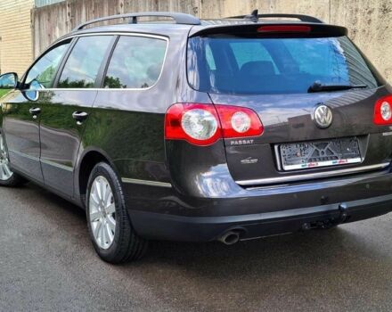 Коричневий Фольксваген Пассат Варіант, об'ємом двигуна 2 л та пробігом 201 тис. км за 2084 $, фото 3 на Automoto.ua