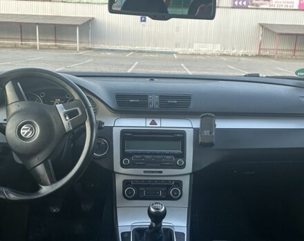 Фольксваген Пассат Вариант 2010 в Черновцах на Automoto.ua Коричневый Фольксваген Пассат Вариант, объемом двигателя 1.4 л и пробегом 270 тыс. км за 6000 $, фото 7 на Automoto.ua