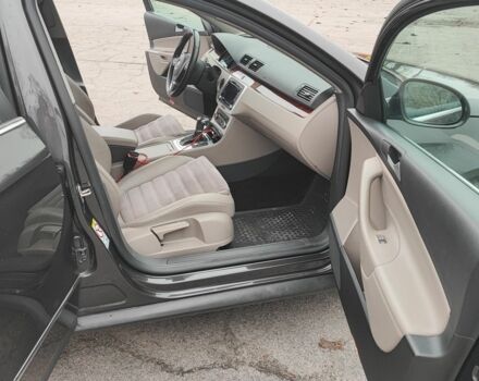 Коричневый Фольксваген Пассат Вариант, объемом двигателя 0 л и пробегом 217 тыс. км за 8799 $, фото 4 на Automoto.ua