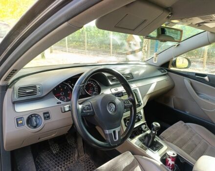 Фольксваген Пассат Вариант 2010 в Синельниковом на Automoto.ua Коричневый Фольксваген Пассат Вариант, объемом двигателя 2 л и пробегом 100 тыс. км за 3550 $, фото 6 на Automoto.ua