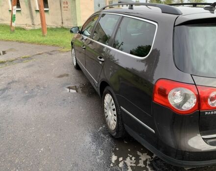 Коричневый Фольксваген Пассат Вариант, объемом двигателя 1.6 л и пробегом 235 тыс. км за 7300 $, фото 4 на Automoto.ua