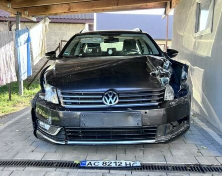 Коричневый Фольксваген Пассат Вариант, объемом двигателя 1.6 л и пробегом 301 тыс. км за 5500 $, фото 1 на Automoto.ua