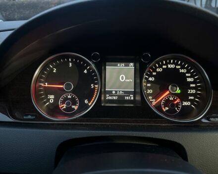 Коричневий Фольксваген Пассат Варіант, об'ємом двигуна 2 л та пробігом 246 тис. км за 12800 $, фото 7 на Automoto.ua