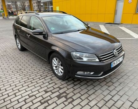 Коричневий Фольксваген Пассат Варіант, об'ємом двигуна 1.6 л та пробігом 278 тис. км за 8500 $, фото 1 на Automoto.ua