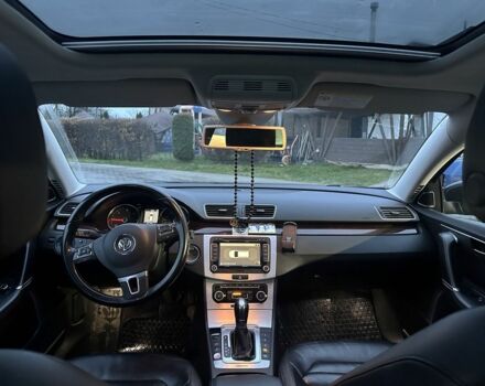 Коричневий Фольксваген Пассат Варіант, об'ємом двигуна 2 л та пробігом 246 тис. км за 12800 $, фото 4 на Automoto.ua