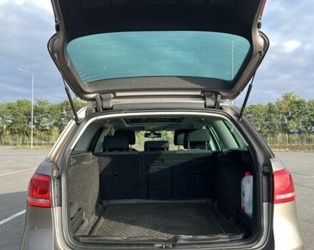 Фольксваген Пассат Варіант 2011 у Дніпро (Дніпропетровську) на Automoto.ua Коричневий Фольксваген Пассат Варіант, об'ємом двигуна 2 л та пробігом 250 тис. км за 8500 $, фото 6 на Automoto.ua