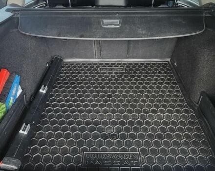 Фольксваген Пассат Вариант 2011 в Верхнеднепровске на Automoto.ua Коричневый Фольксваген Пассат Вариант, объемом двигателя 2 л и пробегом 305 тыс. км за 8800 $, фото 2 на Automoto.ua