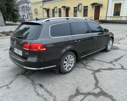 Коричневый Фольксваген Пассат Вариант, объемом двигателя 1.6 л и пробегом 200 тыс. км за 10000 $, фото 2 на Automoto.ua