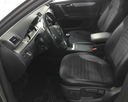 Коричневый Фольксваген Пассат Вариант, объемом двигателя 2 л и пробегом 71 тыс. км за 13100 $, фото 10 на Automoto.ua