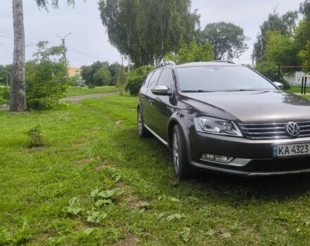 Коричневый Фольксваген Пассат Вариант, объемом двигателя 2 л и пробегом 291 тыс. км за 13200 $, фото 3 на Automoto.ua