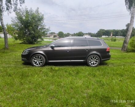 Коричневый Фольксваген Пассат Вариант, объемом двигателя 2 л и пробегом 291 тыс. км за 13200 $, фото 4 на Automoto.ua