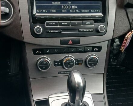 Коричневий Фольксваген Пассат Варіант, об'ємом двигуна 2 л та пробігом 235 тис. км за 6550 $, фото 7 на Automoto.ua