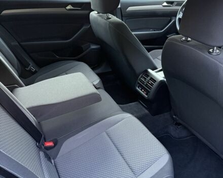 Коричневий Фольксваген Пассат Варіант, об'ємом двигуна 2 л та пробігом 197 тис. км за 17999 $, фото 6 на Automoto.ua