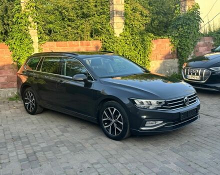 Коричневый Фольксваген Пассат Вариант, объемом двигателя 2 л и пробегом 188 тыс. км за 22000 $, фото 3 на Automoto.ua