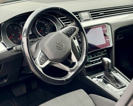 Коричневый Фольксваген Пассат Вариант, объемом двигателя 2 л и пробегом 205 тыс. км за 17999 $, фото 4 на Automoto.ua