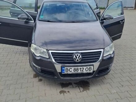 Коричневий Фольксваген Пассат Варіант, об'ємом двигуна 1.6 л та пробігом 315 тис. км за 5700 $, фото 1 на Automoto.ua